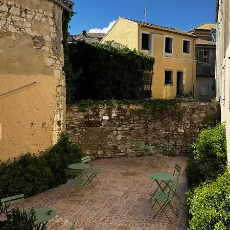 Belone Apartament *